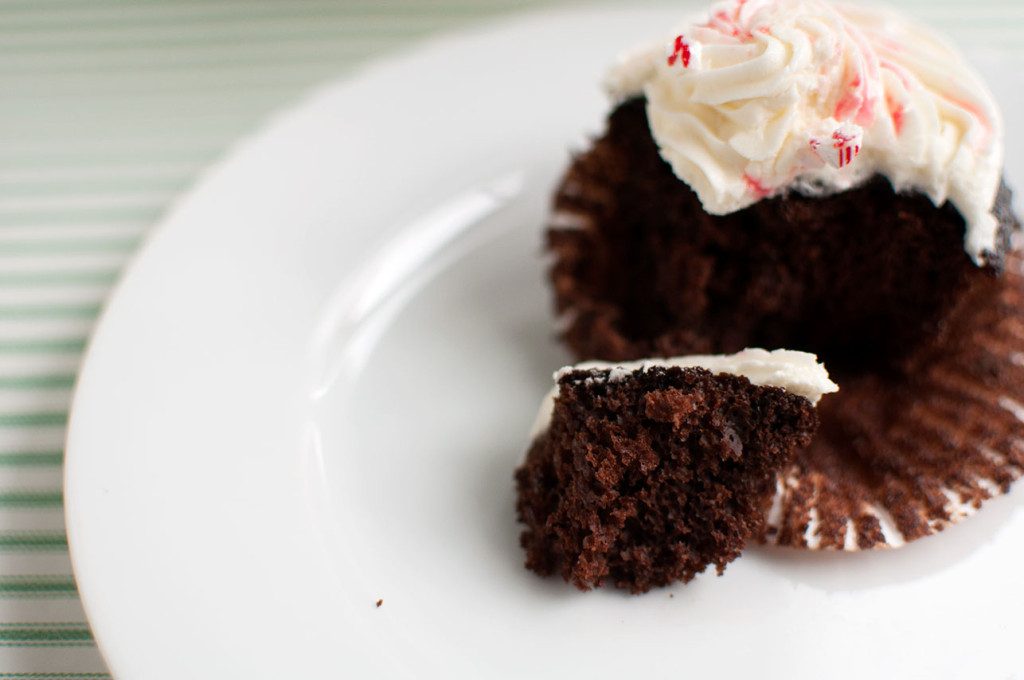 Chocolate-Peppermint-Cupcakes-10