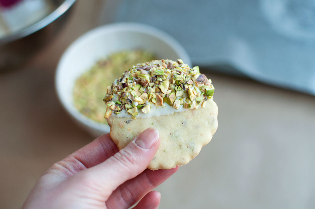 Pistachio-Shortbread-10