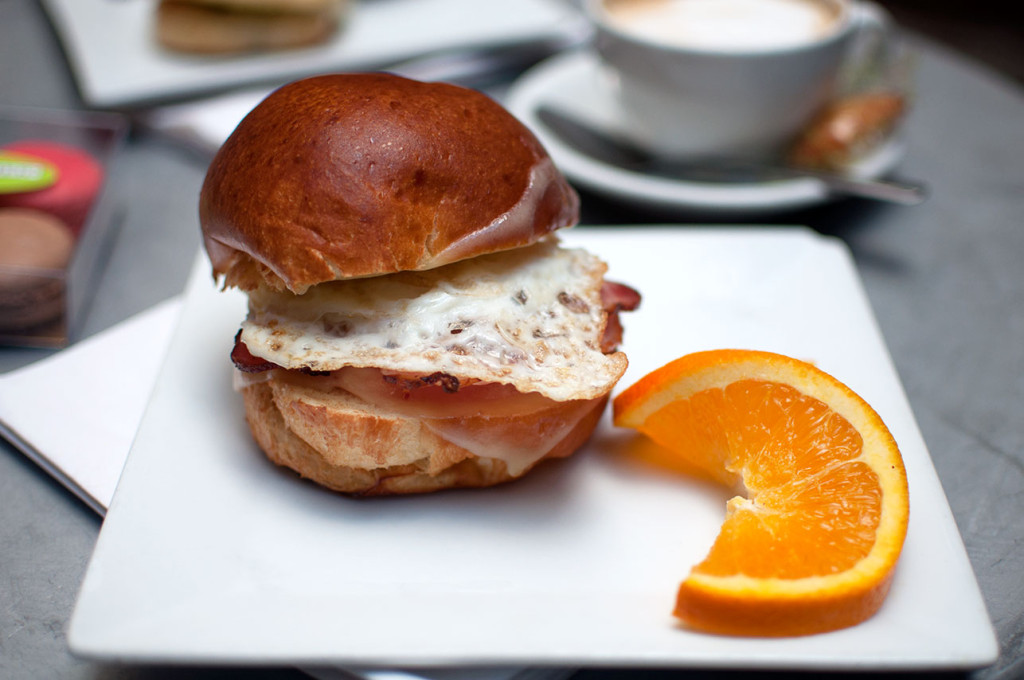 Financier-Egg-Breakfast-Sandwich
