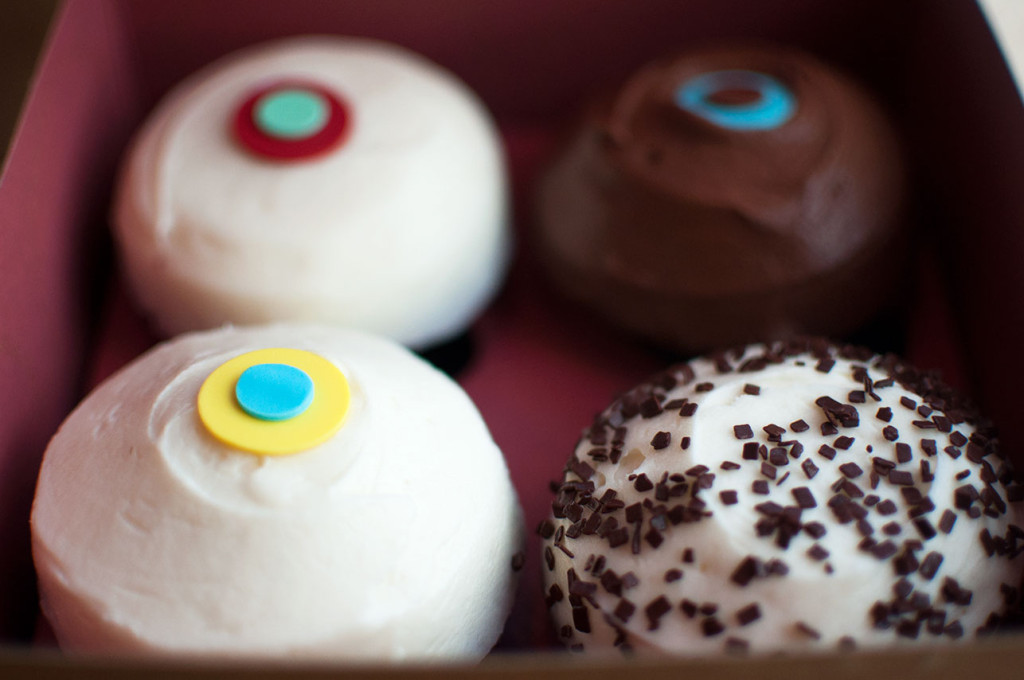 Sprinkles-Cupcakes-Banana-2