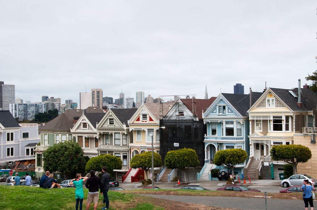 Alamo-Square-Painted-Ladies-1