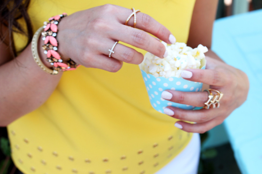 Justine-Yellow-Top-Popcorn