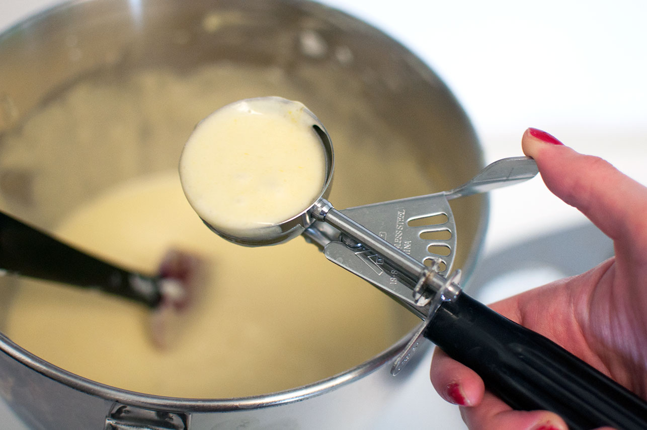 Perfect Cupcake Scooper 