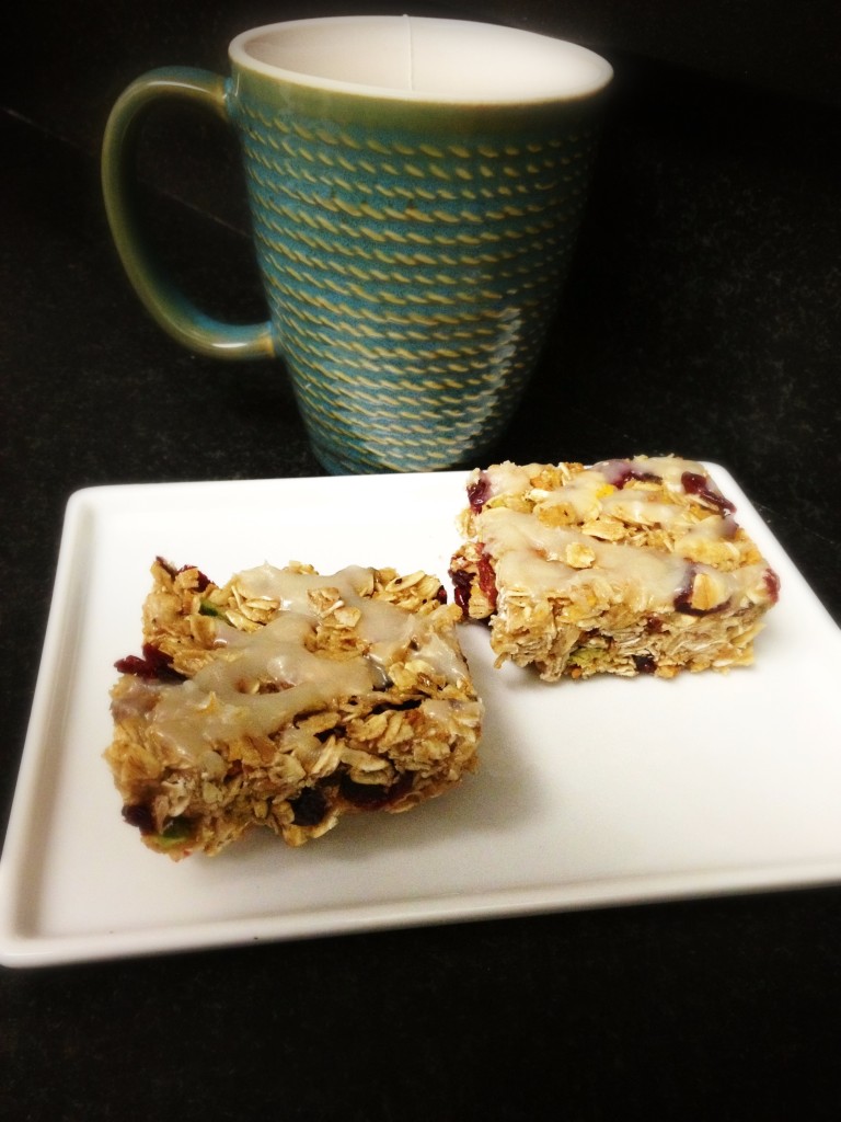 Pretty in Pistachio Pistachio Cranberry Orange Granola Bars with