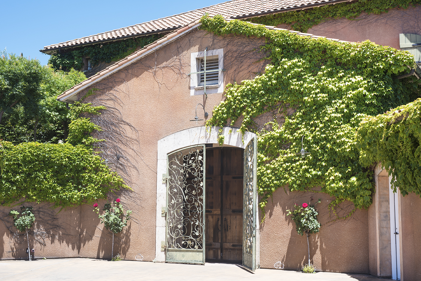 Pretty in Pistachio | Visiting Viansa Winery in Sonoma California